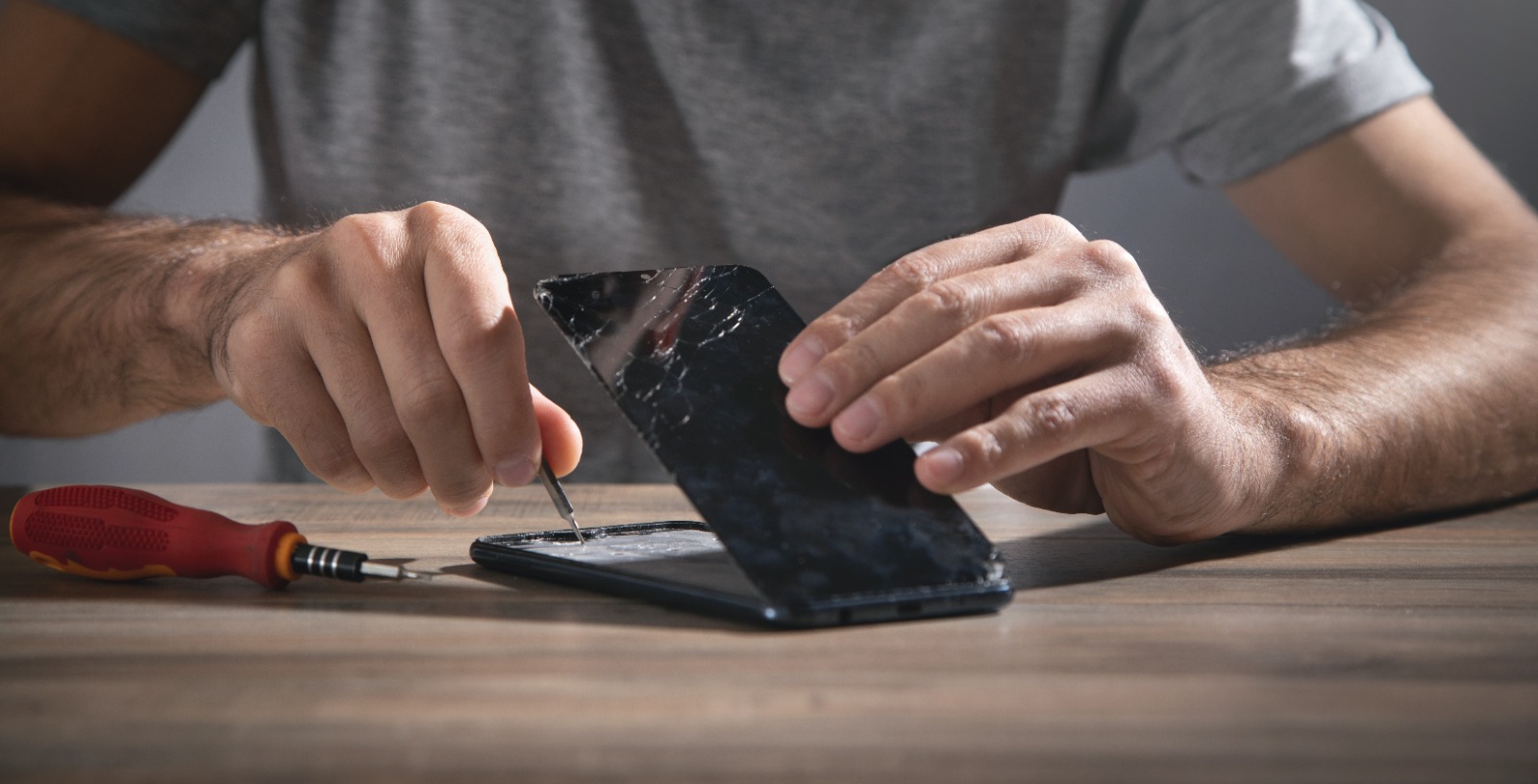 مهارات صيانة الجوال - دورة تدريبية