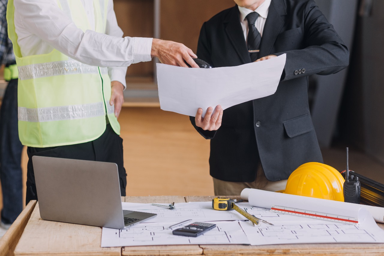 الأساليب القانونية والعملية في البناء - دورة تدريبية