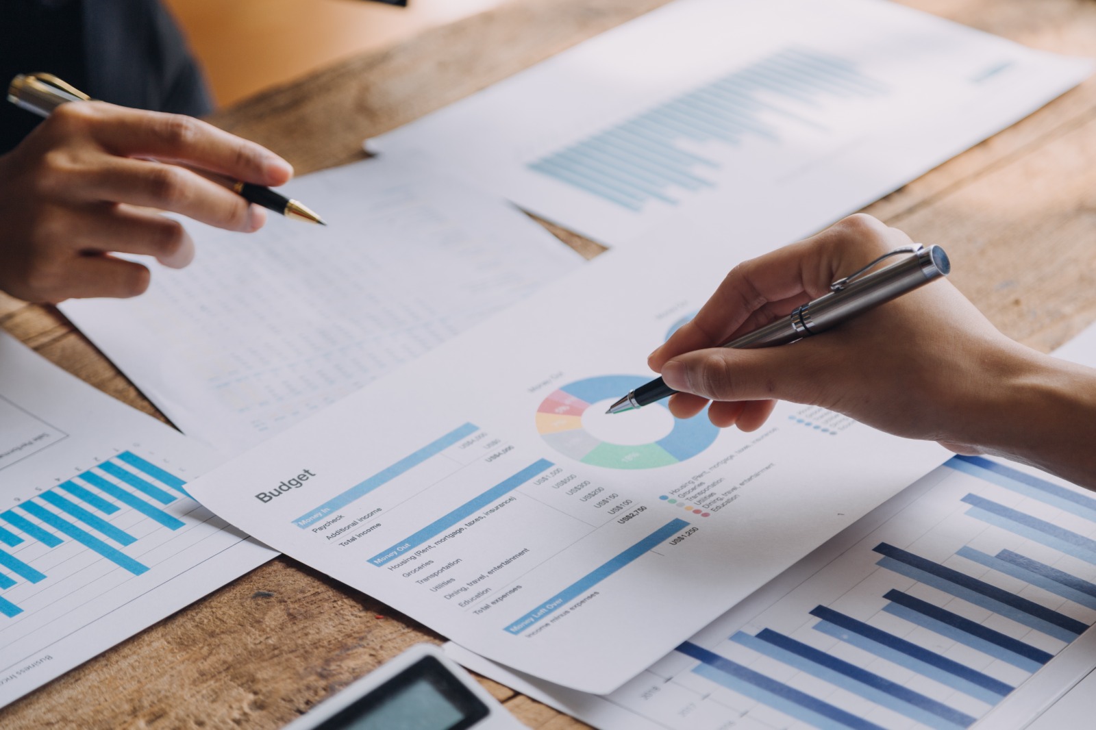 تحليل البيانات وكتابة التقارير - دورة تدريبية